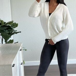 VINTAGE CENTER AISLE White Cardigan Sweater size large